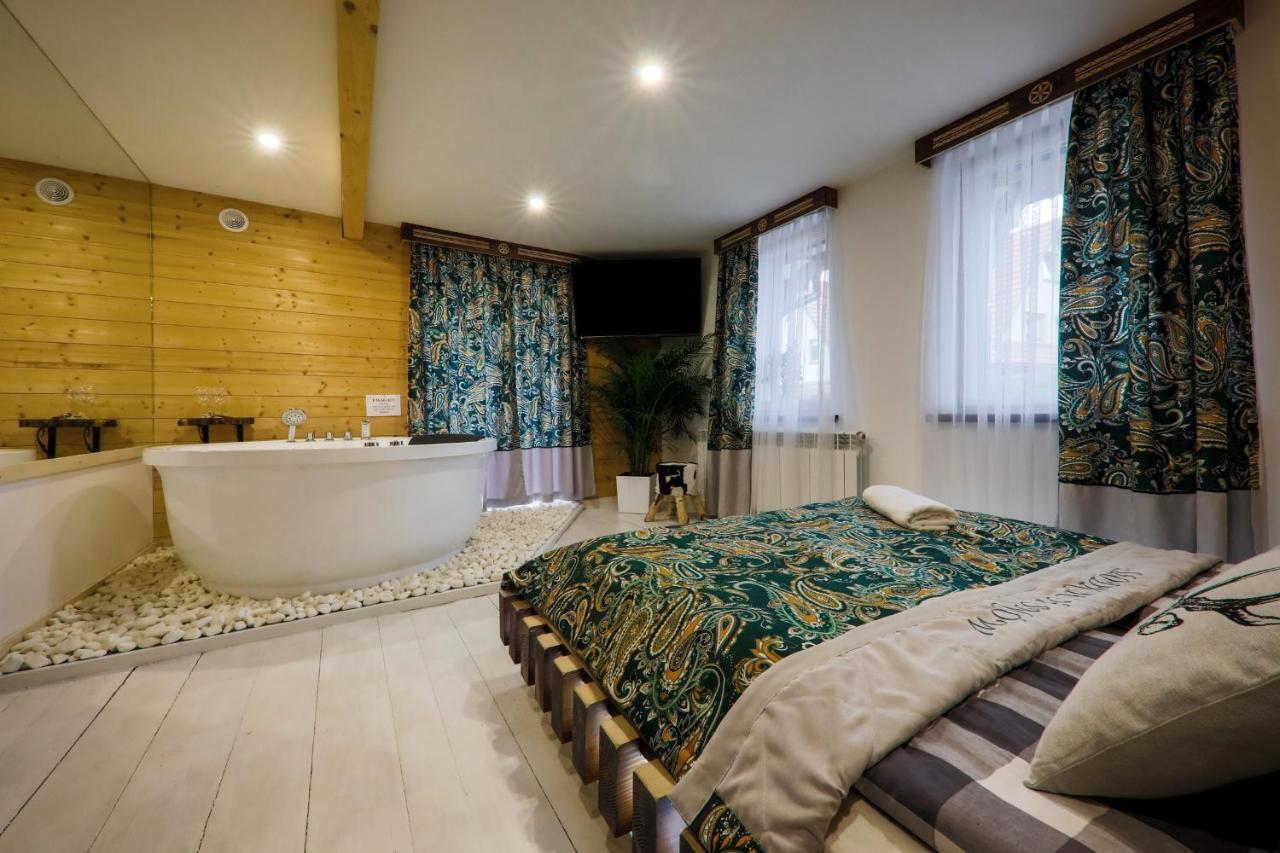 GÓRALSKA VILLA APARTAMENTY Z JACUZZI&HOME SPA&Zakopane Poronin Exterior foto